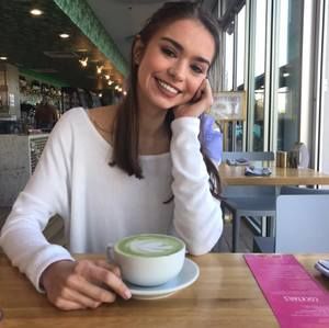 Meet your Posher, Megan